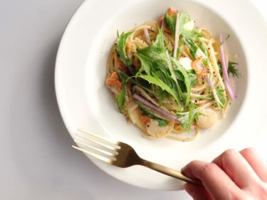 【簡単ランチに】ホタテと水菜のオイルパスタのレシピ/作り方