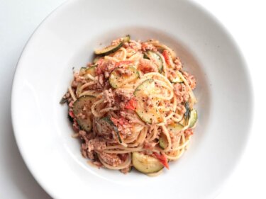 【この夏食べたい】ズッキーニと豚ひき肉のパスタのレシピ/作り方