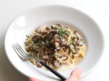 【まるでお店】なめこのクリームパスタのレシピ/作り方